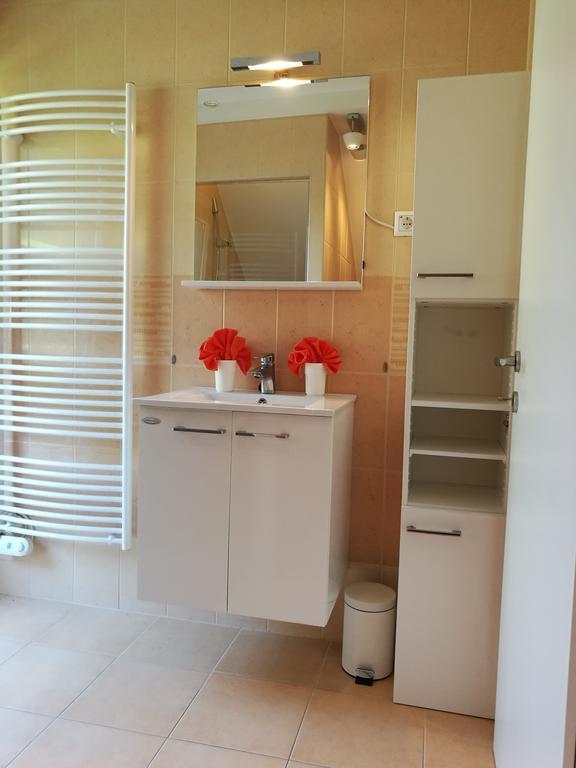 Apartment Belaj Целе Экстерьер фото